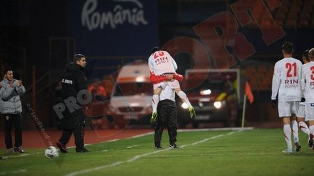 Fanii nemțeni au luat foc și i-au cerut explicații lui "Pinalti":** "Iar am stat Â«caprăÂ» cu ăștia?!"