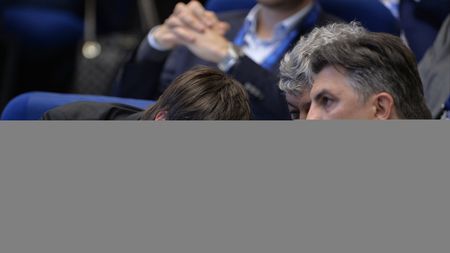 Mesajul lui Cristi Chivu pentru Ianis Hagi: "Sper să ajungă acolo, totul depinde de el" + ce spune despre calificarea la EURO 2019