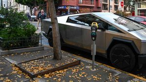 A venit nota pentru Elon Musk! Tesla e bună de plată într-un proces pentru Cybertruck: câți bani a primit un client care a fost indus în eroare cu funcția FSD