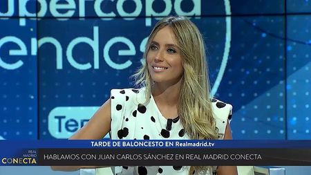 Cine este Cristina Gullon, superba jurnalistă care a prezentat tragerea la sorți a meciurilor din preliminariile pentru CM din 2022 | GALERIE FOTO