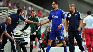 Un adversar a fost lăsat MUT de o decizie a lui Petrescu:** "Nu înțeleg de ce a făcut asta!" La Dinamo au început să apară grimase