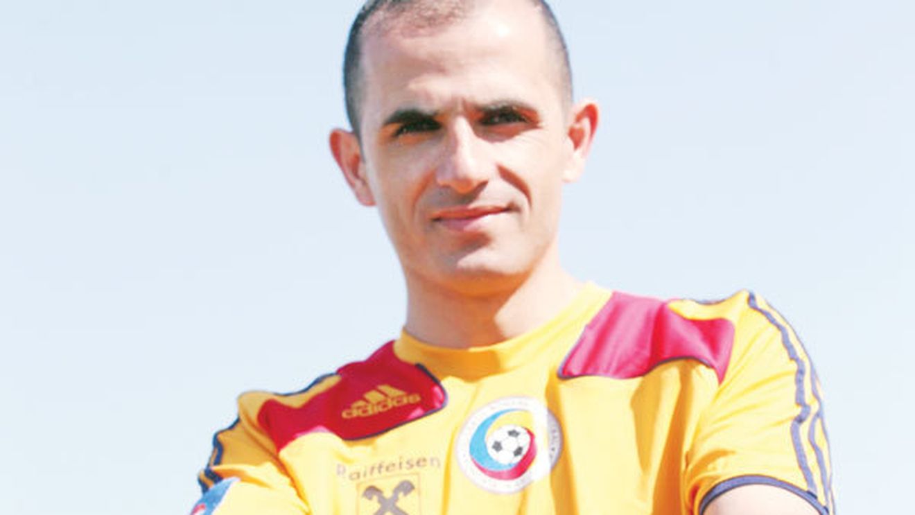 Le-au refuzat pe Dinamo Kiev și Panathinaikos pentru a juca împreună:** Karamyenii, despărțiți de Rapid-Steaua! Ce aleg între Stoichiță și Lucescu, Becali și Copos! INTERVIU