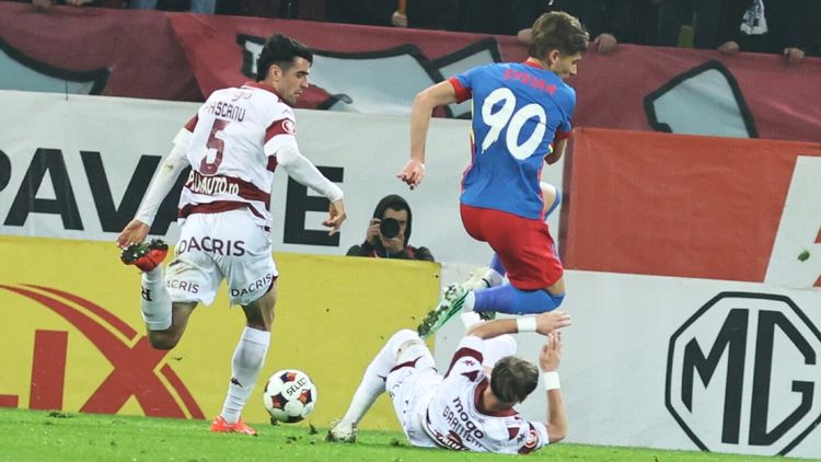 Ce s-a întâmplat în vestiarul giuleștenilor după FCSB – Rapid 4-1: „Asta ne-a zis Daniel Pancu”