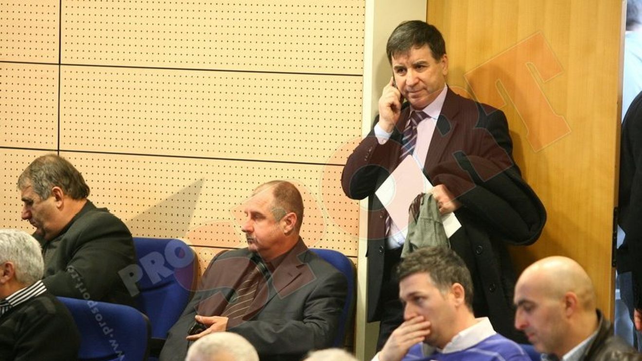 "Primul jucător pe care trebuie să-l aducem e un fundaș central!"