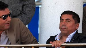 "Nu revin la Dinamo** pentru că n-am plecat niciodată!"