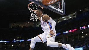 VIDEO | Incredibil, dar adevărat! Russell Westbrook a intrat în istoria NBA, cu al patrulea triple-double consecutiv! Doar Michael Jordan și Magic Johnson au mai reușit asta