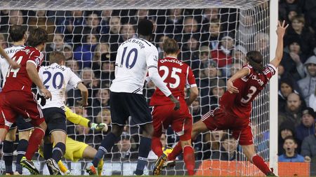 Gata cu laudele pentru Chiricheș! A cunoscut latura rea a englezilor după jocul cu WBA: "Nu atacă mingea, nu e bun în aer și nici măcar rapid"