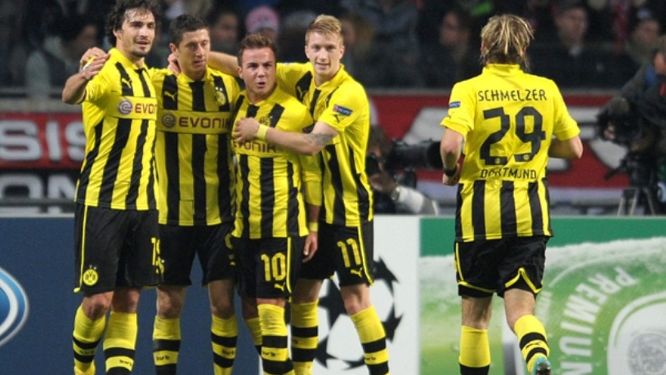 Imaginea care îl salvează pe Gotze din iadul anunțat de propriii fani.** Bayern îi promite o primire specială. FOTO Ce nu s-a văzut la meciul cu Barcelona
