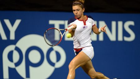 Simona Halep s-a calificat în turul trei la Tokyo! Urmează Venus Williams