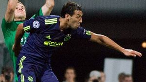 Wenger l-a descoperit pe noul Buffon în Ucraina! Are 17 ani și joacă la Dinamo Kiev