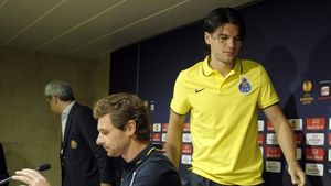 Săpunaru va debuta duminică la Zaragoza!** Românul e singurul fundaș dreapta din lot