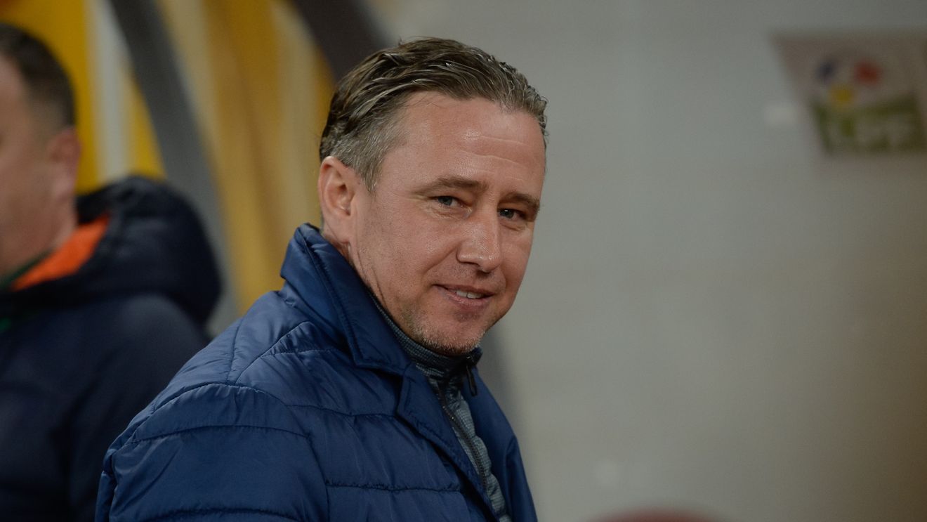 "Mai am un an de contract, dar..." Victoria cu Astra nu l-a scăpat de griji. Reghecampf a spus-o în direct. În ce condiții pleacă de la FCSB "la finalul sezonului"
