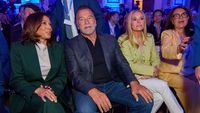 Arnold Schwarzenegger, prietenul Nadiei Comăneci, alături de iubita cu 27 de ani mai tânără decât el