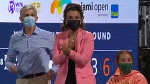 Faza zilei la Miami Open! Cum au reacționat Maria și Nicu Andreescu, după ce Bianca a reușit o lovitură din altă lume în fața Garbinei Muguruza | VIDEO