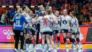 Finala Campionatului Mondial de Handbal Feminin poate aduce surpriza deceniului sau confirmarea dominării imperiale. Germania – Norvegia, un meci de neratat