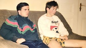 Fotografie de colecție cu Edi Iordănescu în anii adolescenței. „Am fost ca frații, nu mai sunt prieten cu el”. Destăinuirea unui fost component al Generației de Aur. SPECIAL