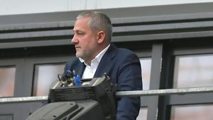 Mihai Rotaru, ultimele detalii despre „lista neagră” de la Universitatea Craiova! Când vor pleca Sergiu Hanca și Ionuț Vînă | VIDEO EXCLUSIV ProSport Live
