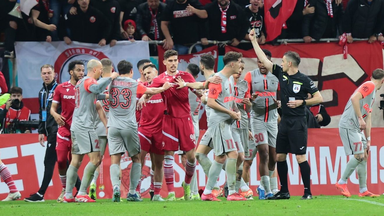 Trei fotbaliști și-au luat „garsonieră” după Dinamo - FCSB 1-2: ce jucători chiar merită un apartament din partea lui Gigi Becali pentru evoluția din derby!