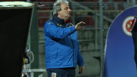Mihai Stoichiță, un Gigi Becali al echipei naționale? Acuzații la adresa oficialului FRF: „Schimbă și el jucătorii în timpul meciului! Face tactica în vestiar”