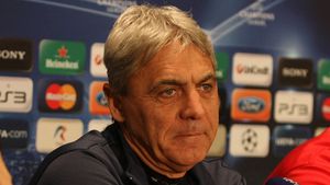 "Steaua nu e pregătită fizic!"** Vezi ce echipă din Liga I zice Sorin Cîrțu că ar fi făcut față la Napoli!