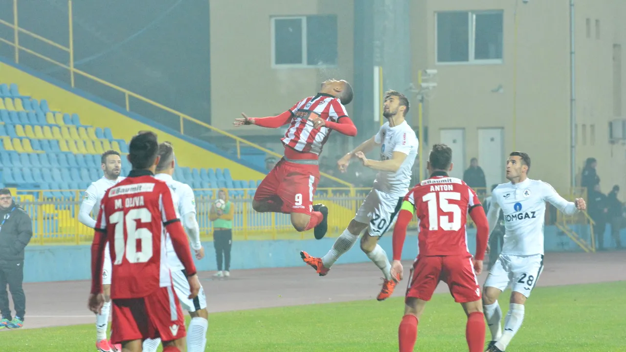 Leac pentru mahmureală, made in Bosnia. Gestul inexplicabil al lui Golubovic ajută Dinamo să câștige cu 3-0 la Mediaș. 