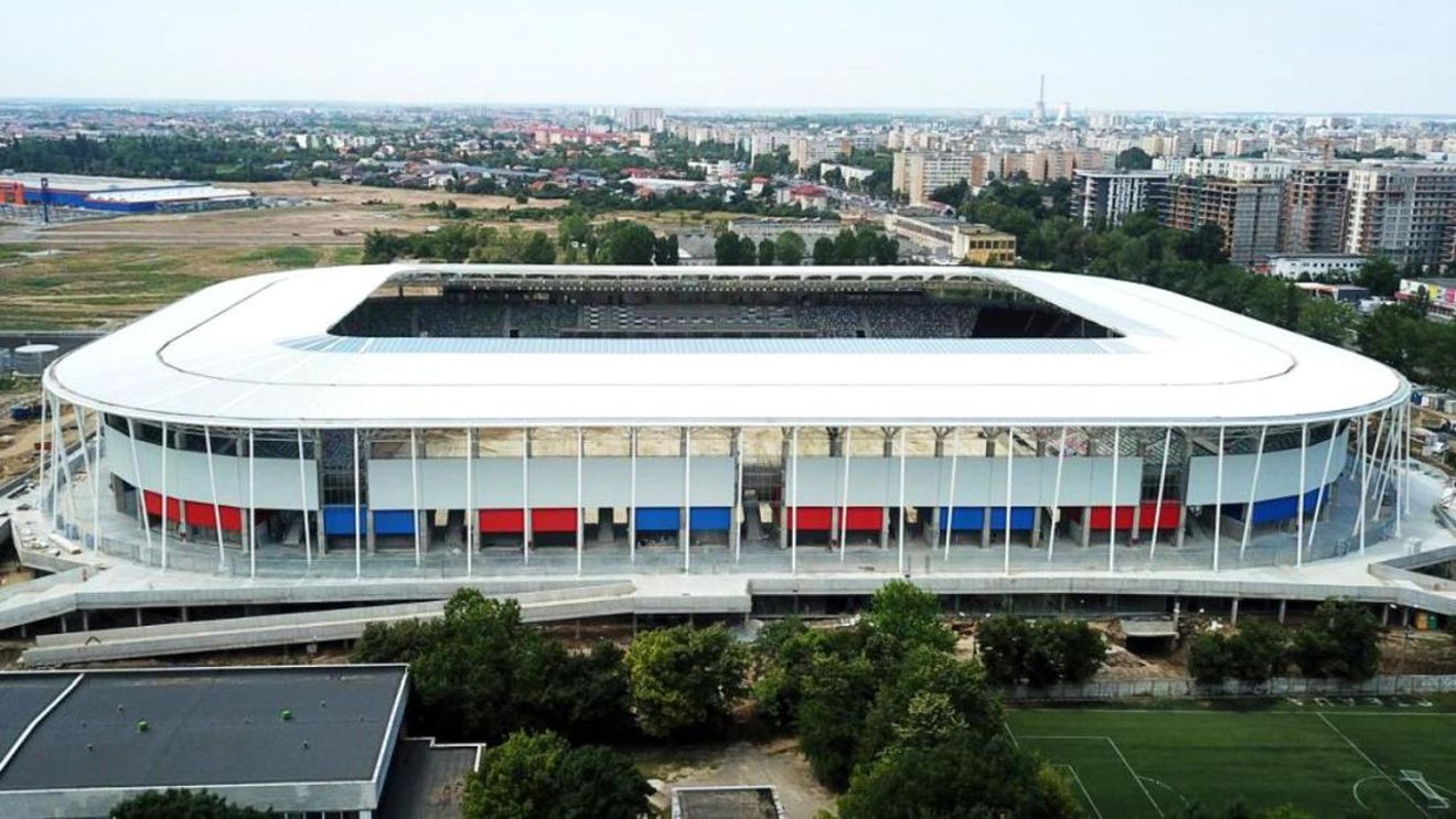 E bătaie pe spațiile comerciale ale stadionului Steaua: „Domnul Ogăraru are două - trei! Toate sunt închiriate”