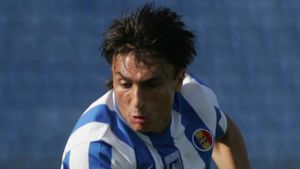 Mititelu: "Pe Ciucă l-a găsit acum fotbalul! **Când juca la Craiova, era jalon!"