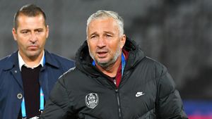 Dan Petrescu și-a dat acordul să semneze cu CFR Cluj! Pe ce perioadă a prelungit contractul și câți bani va câștiga antrenorul | EXCLUSIV