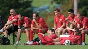 "Schimbul Grigorie - Zicu ar fi un câștig pentru Dinamo"** Cum l-ar putea opri vuvuzelele pe Zicu:)