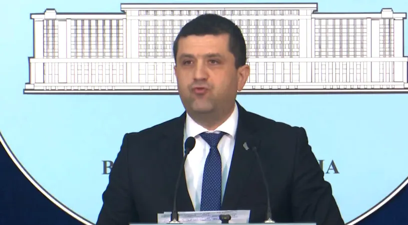 Ministrul apărării, ferm în privința variantelor prin care Steaua poate obține, în sfârșit, dreptul la promovarea în prima ligă. Apelul către entitățile private și promisiunea făcută fotbaliștilor