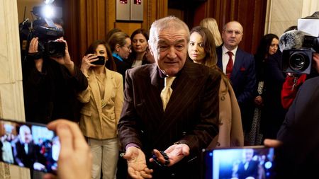 Fotbalistul care l-a felicitat pe Gigi Becali pentru că a refuzat să-l transfere la FCSB este gata să semneze contractul