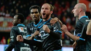 Se face! Dinamo transferă un fotbalist de un milion de euro: "Voi semna" 