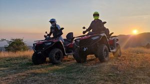 ADVERTORIAL. Top 5 activități pe care le poți face pe Transalpina: de la priveliști spectaculoase la tururi ghidate cu ATV-ul