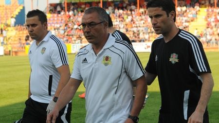 'Nu am mai lucrat în așa condiții'** Porumboiu l-a acuzat că duce echipa la dezastru, Inacio rupe tăcerea: prima reacție după despărțire