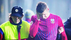 COȘMARUL lui Galamaz! E obligat să poarte mască,** iar fractura se va vindeca în totalitate abia în doi ani! VEZI toate detaliile