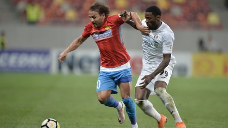 Rămâne să încânte! Teixeira: "Am semnat, am plăcerea de a juca fotbal!" Detaliul de care depinde, totuși, viitorul veteranului