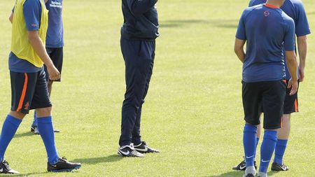 Van Basten: "Batem Italia și fără Robben"