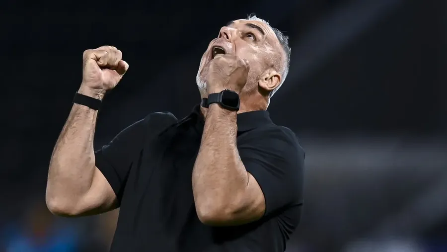 Cosmin Olăroiu s-a decis unde va antrena până în 2027