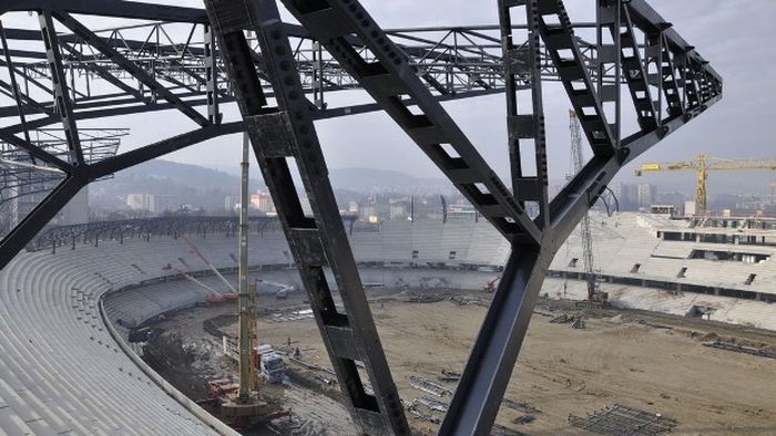 SUPER FOTO** Se montează acoperișul la "Cluj Arena"! Vezi când va fi gata stadionul