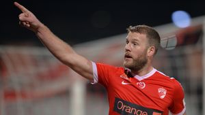 Dinamo - ASA Târgu Mureș 1-0. Golul lui Nemec îi duce pe "câini" pe locul cinci. Final de meci cu o eliminare, o bară și un penalty ratat