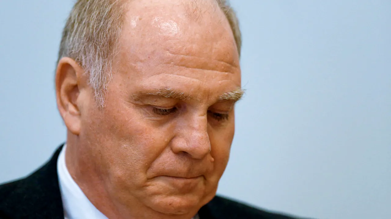 Uli Hoeness a fost transportat la o clinică privată unde va fi operat