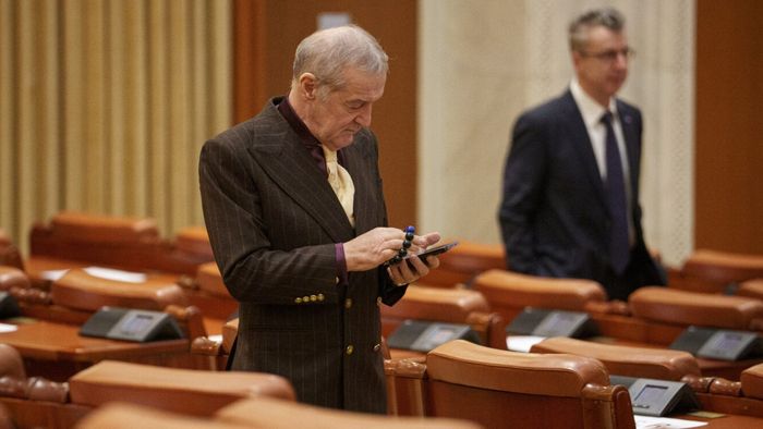Gigi Becali a făcut deja primul 11 pentru FCSB – Drita. L-a spus prin telefon și sunt surprize: „O să joace el pentru că e mai vioi”