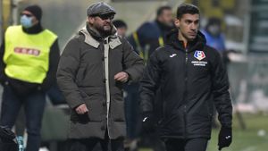 Viorel Moldovan rămâne încrezător în accederea în play-off a Petrolului, după remiza cu Concordia. Problema găzarilor la ”penetrare” și de ce se bucură că România și-a mutat jocul de pe ”Ilie Oană”