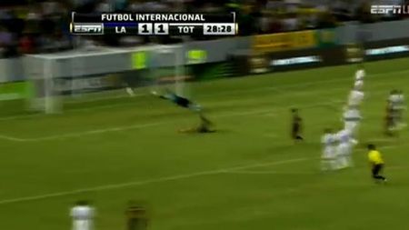 VIDEO "Eliberat" de Craiova, a plecat peste Ocean să facă treaba lui Beckham și Robbie Keane!** A adus remiza în amicalul cu Tottenham