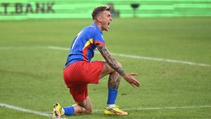 „Pe Tavi Popescu îl vedeam ca pe Yamal”. Ce l-a stricat pe fotbalistul lui Gigi Becali de la FCSB: „Băi, frate…”