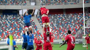 Derby de România s-a jucat la rugby pe arena din Ghencea: Steaua învinsă în ultimele minute de Dinamo, 27-28! Ce record au doborât oaspeții | VIDEO