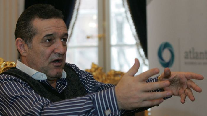 "Din câte îl cunosc pe Gigi, el premiază dacă are nevoie, chiar dacă e neregulamentar!"