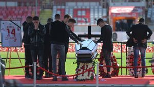 Rednic, Dănciulescu și doi jucători de la Dinamo vor fi audiați în dosarul morții lui Patrick Ekeng