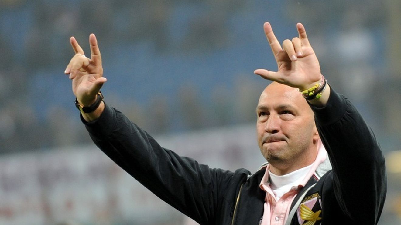 Zenga a refuzat oferta celor de la Cagliari: "Din motive profesionale și personale, am ales să rămân în Dubai"