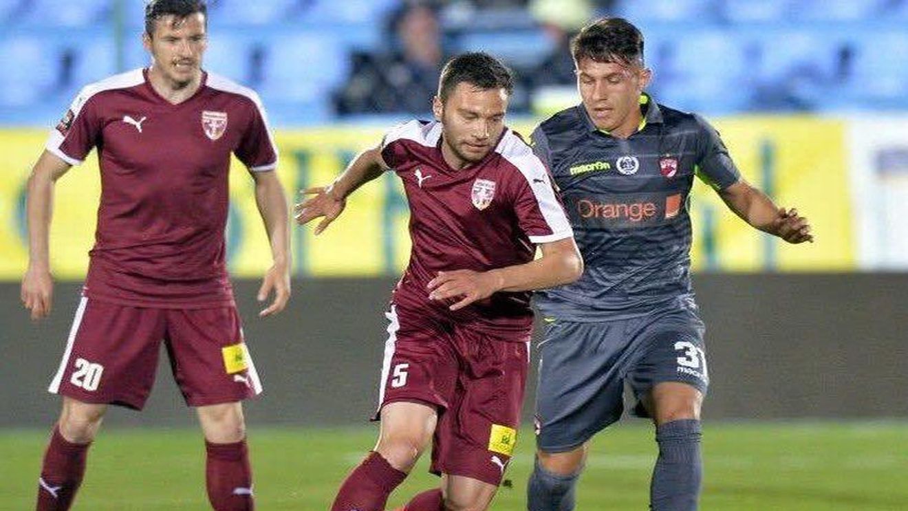 E Balaur doar cu numele: "Îmi e frică să nu dau autogol! Azi s-a întâmplat"
